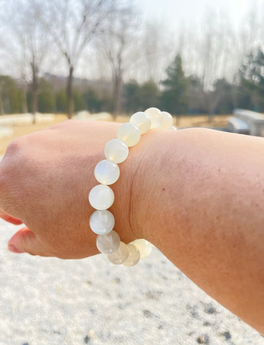 The Healing Power of **White** Crystals