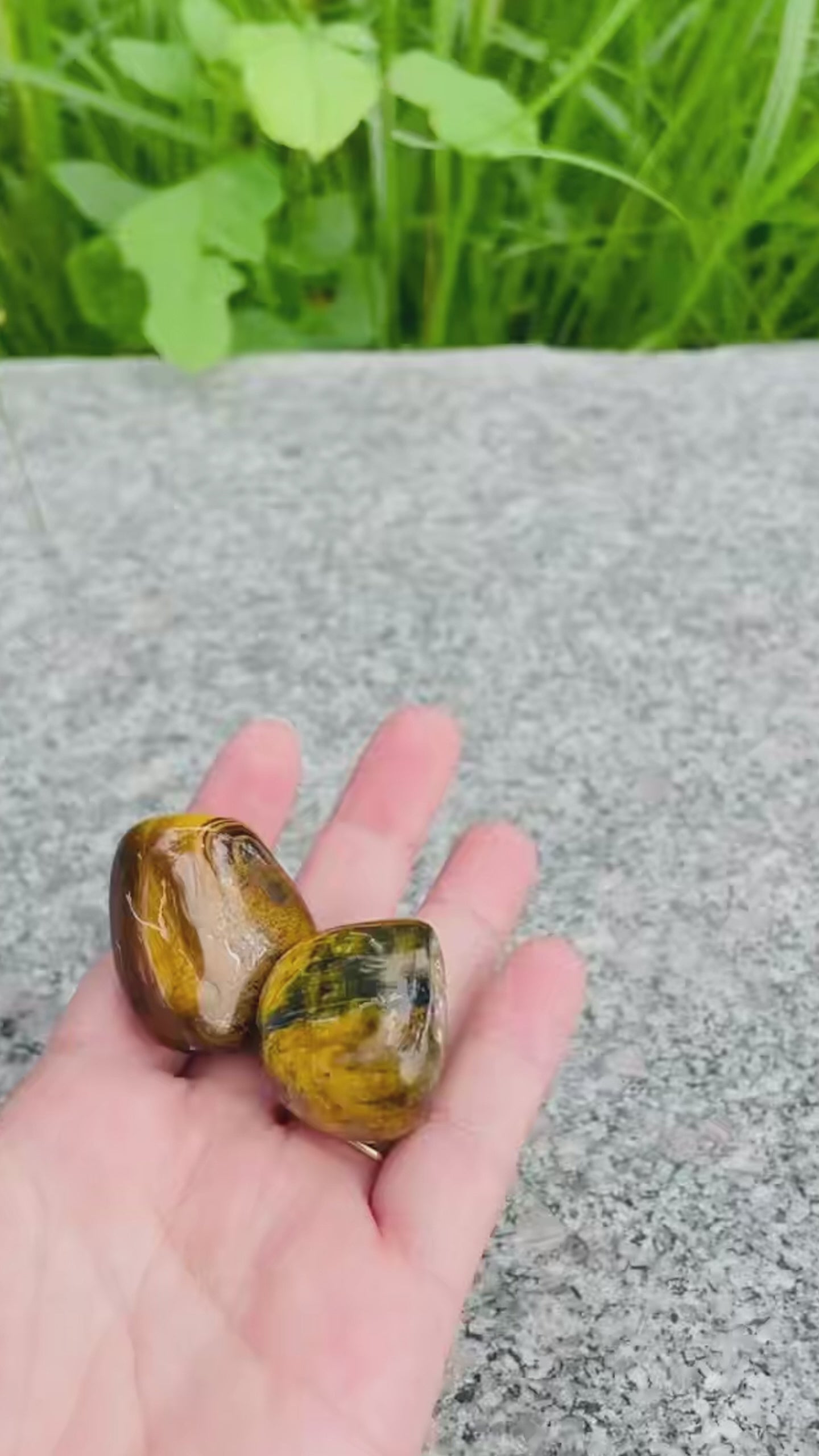 yellow tiger eyes stone